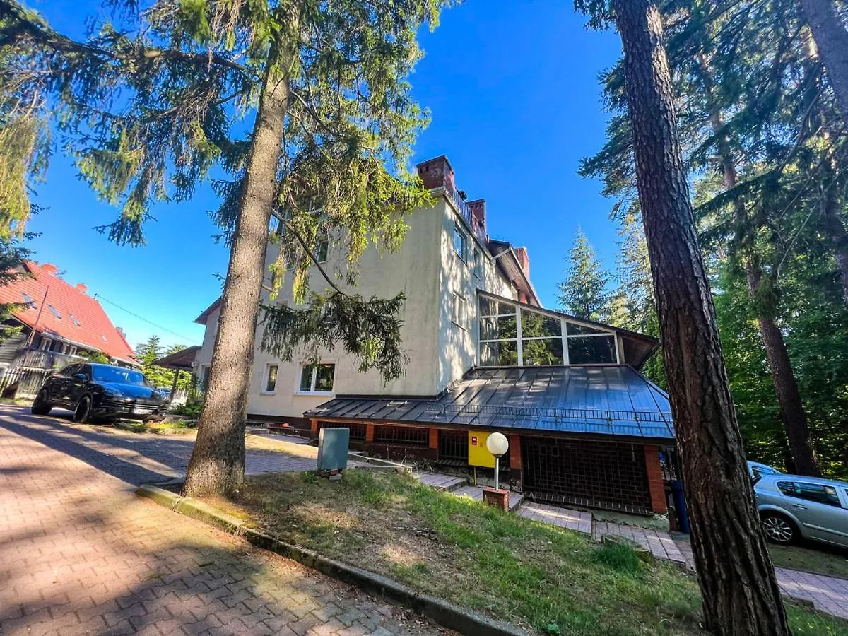 Willa Sonata - Apartamenty & Balia - Szklarska Poreba Bed & Breakfast